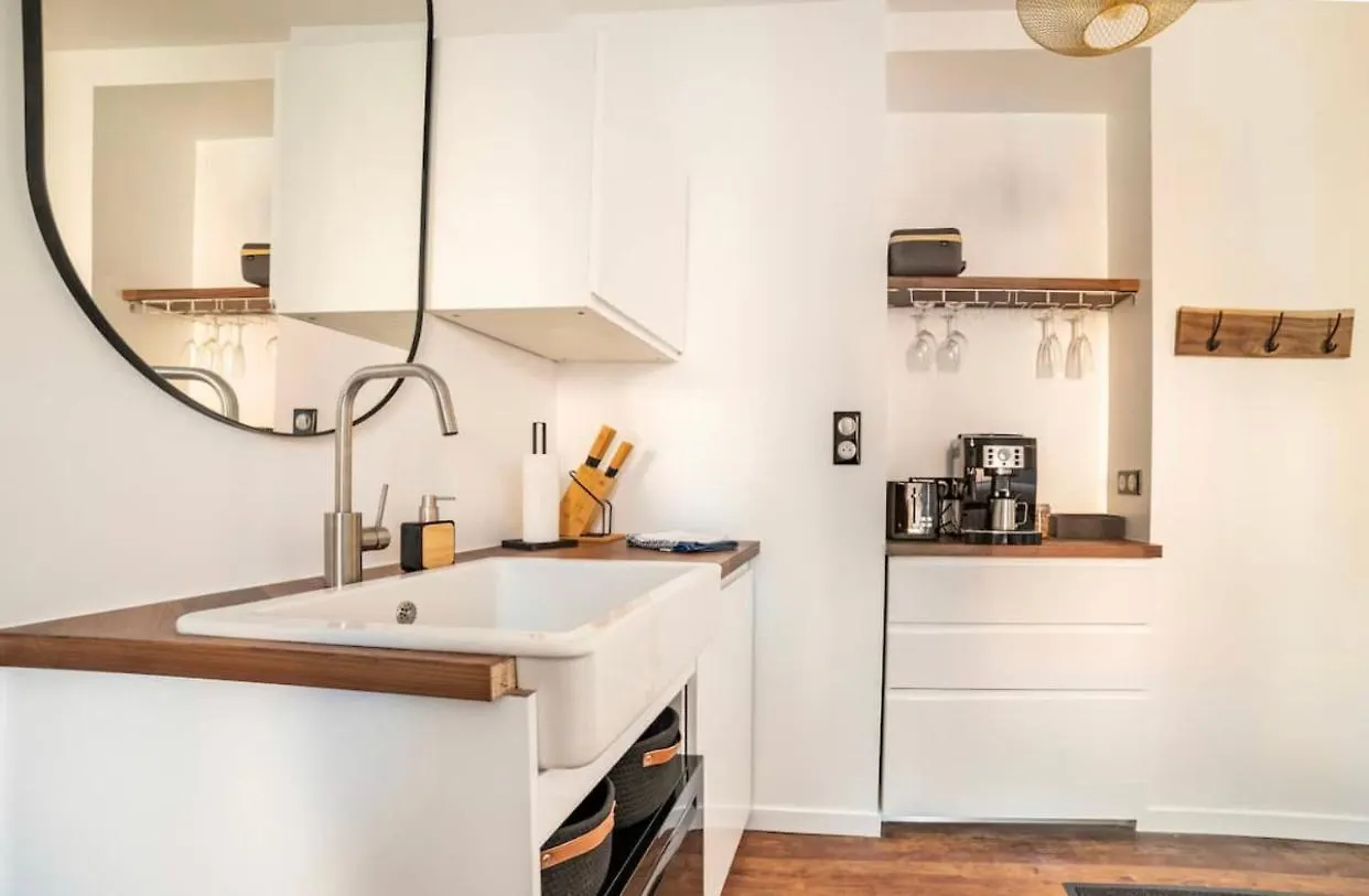 Parenthese Roanne Pierre Depierre Apartment France